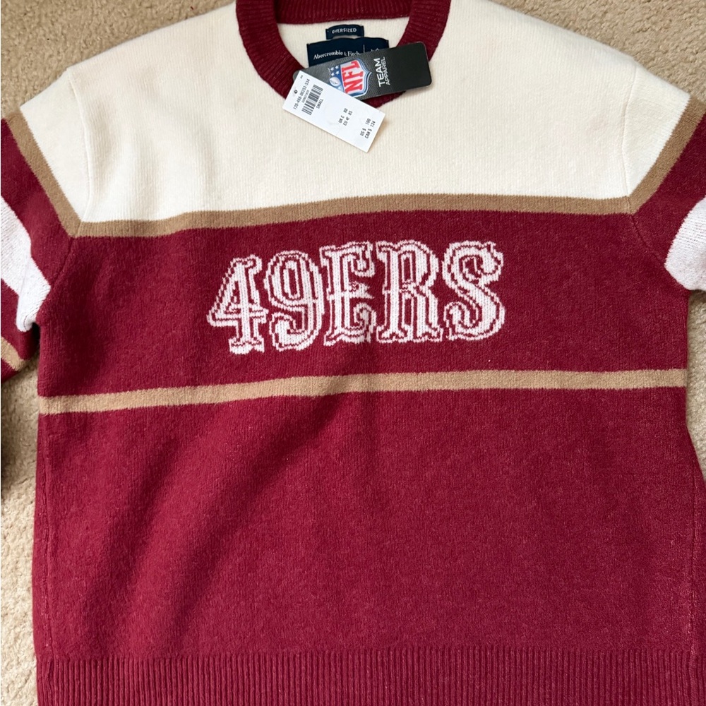 Abercrombie & Fitch Red and Cream 49ers Crewneck Sweater